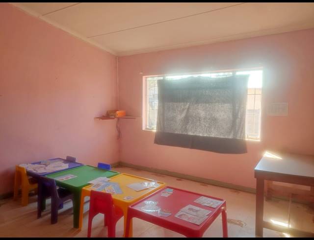 6 BEDROOM HOUSE FOR SALE IN ANNADALE